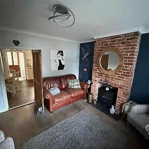  Holiday home April